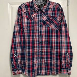Marc Ecko men’s plaid pattern shirt